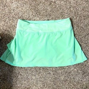 LuluLemon skirt size 6